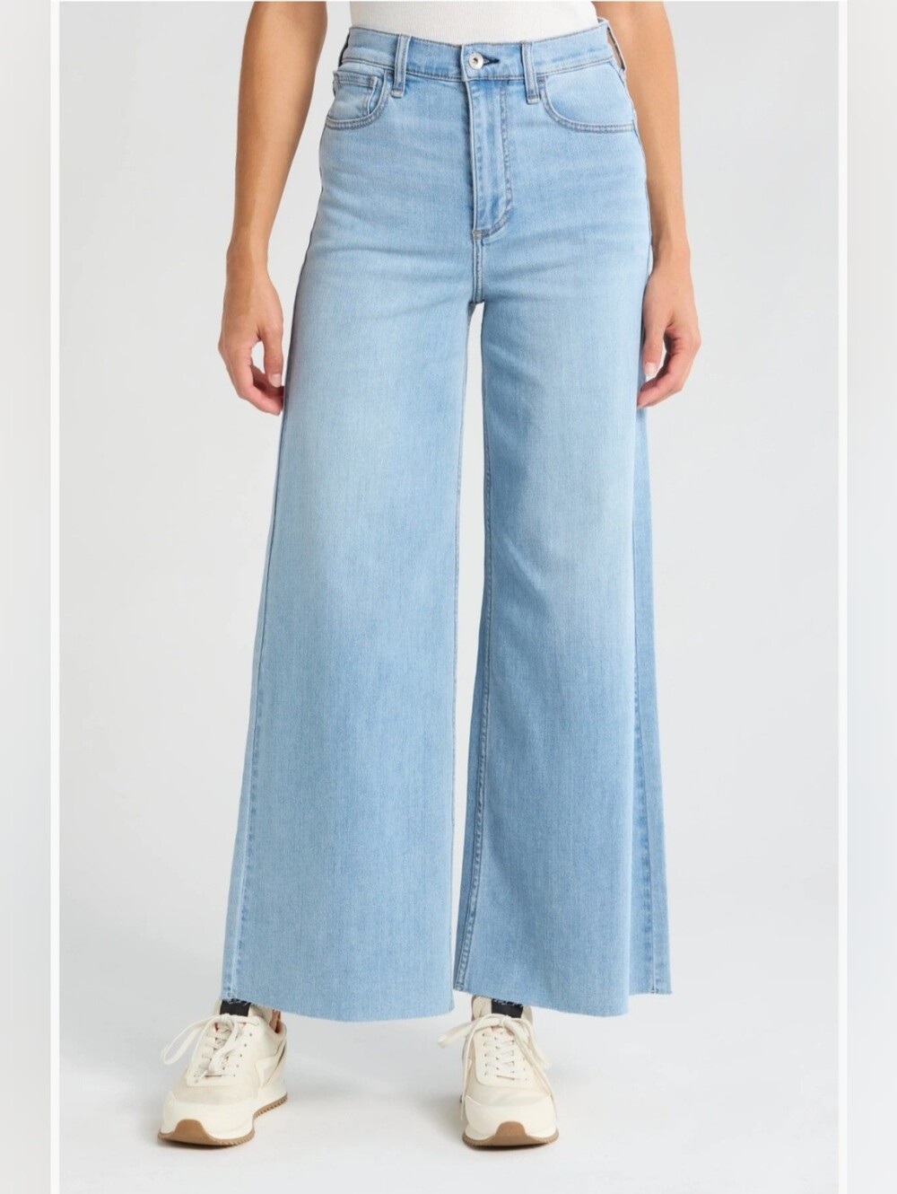 Rag & Bone Serena High Rise Jeans in Light Wash. Size 29